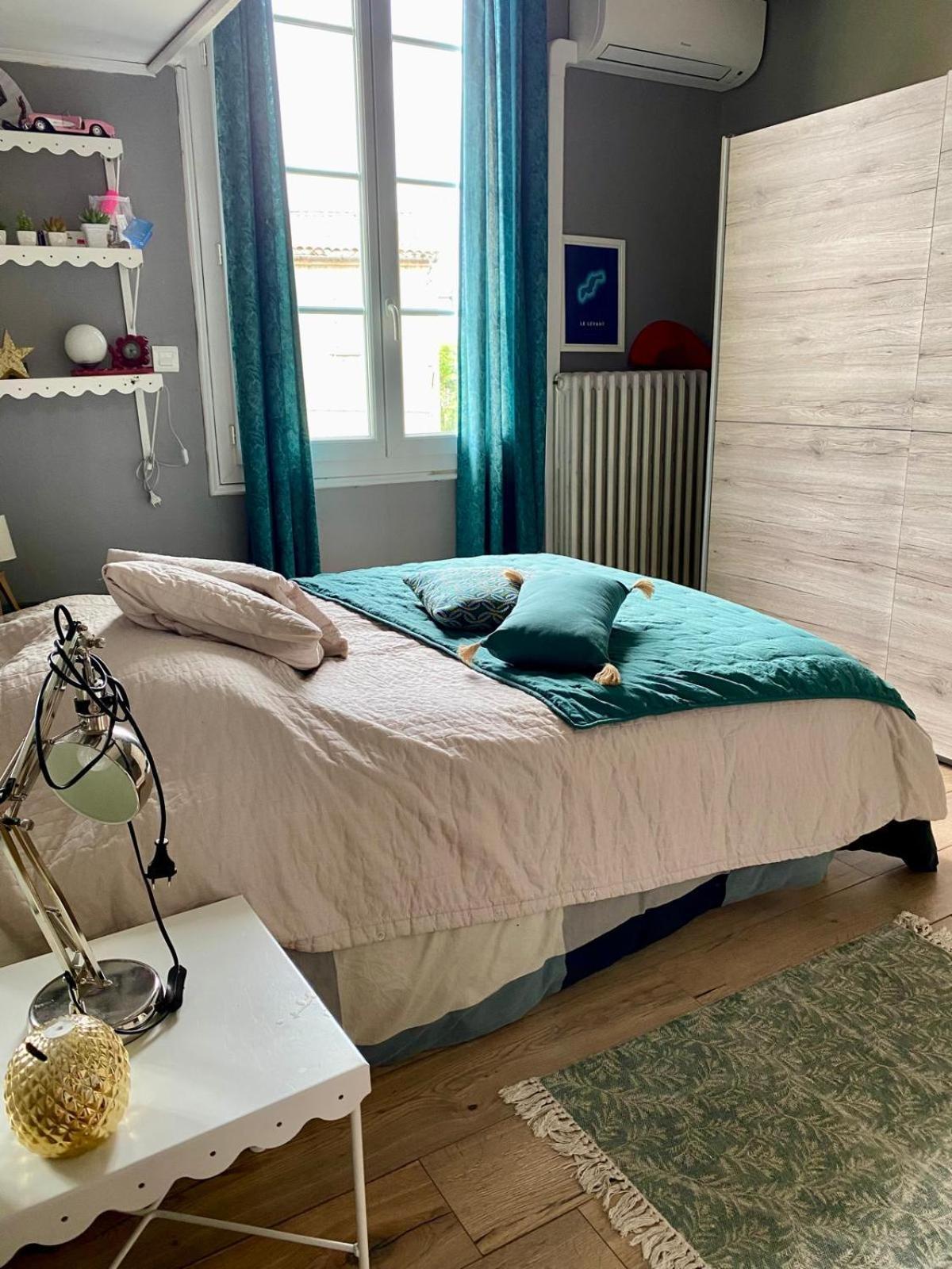 Villa Maison Mediterraneenne Proche Du Coeur De Ville, Avec Piscine *